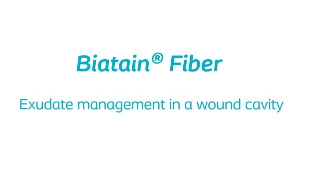 See how Biatain Fiber helps manage exudate in a wound cavity 